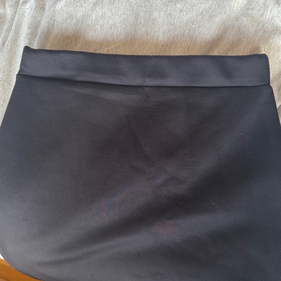 Pretty Little Thing Mermaid Style Skirt - Picture 7 of 12